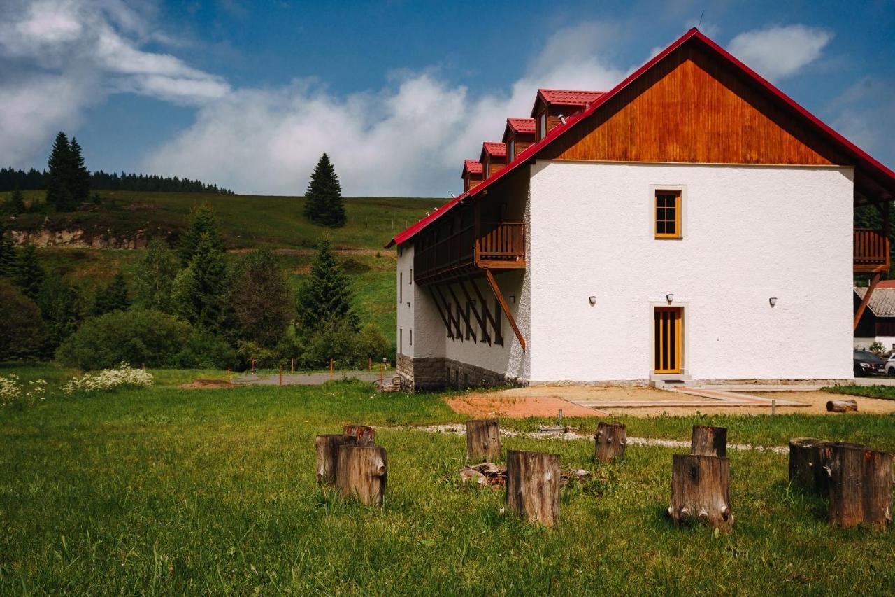 Apartmán Ela Horní Blatná Exteriér fotografie